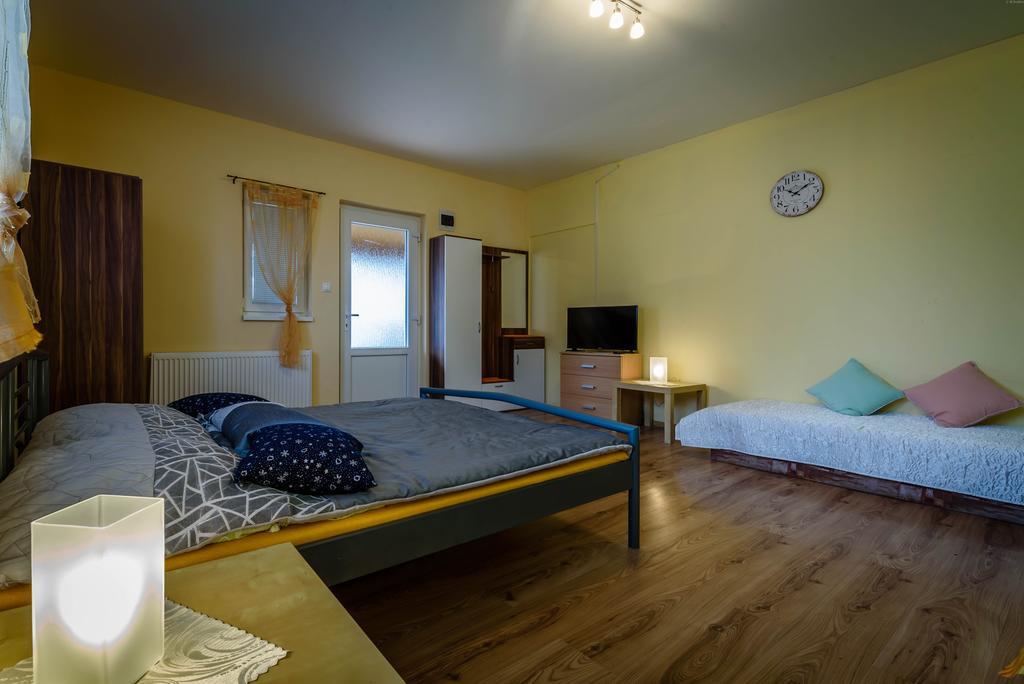 Apartman Bonita Štúrovo Dış mekan fotoğraf